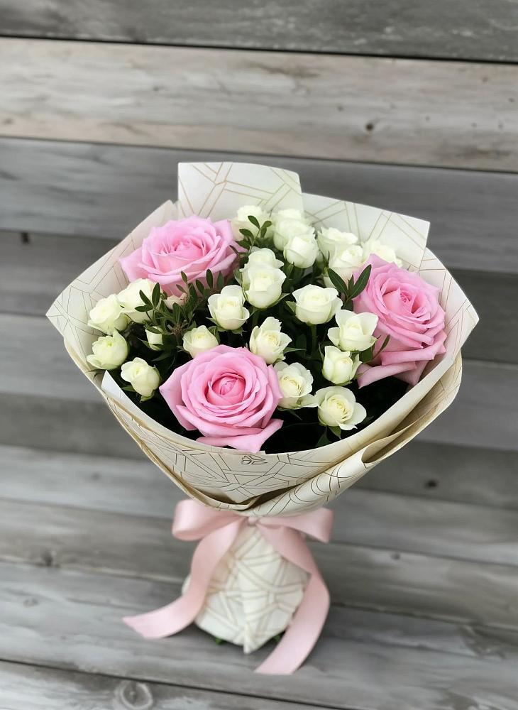 Букет цветов из: Розы в Саянске