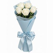Букет 5 Белых роз Проуд в Саянске