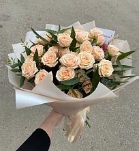 Букет Кремовые розы Латте в Саянске