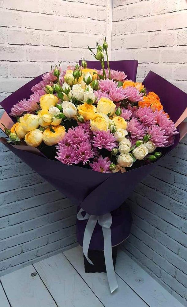 Букет цветов из: Хризантемы и Розы в Саянске