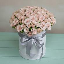 Цветочная композиция из Розы в шляпной коробке в Саянске