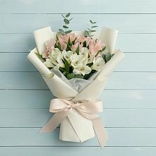 Букет цветов из:  Альстромерии в Саянске