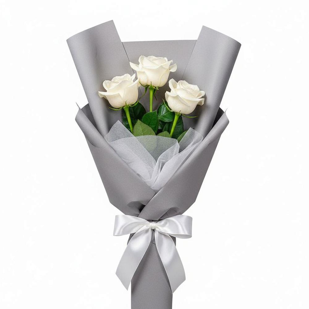 Букет 3 белые розы в Саянске
