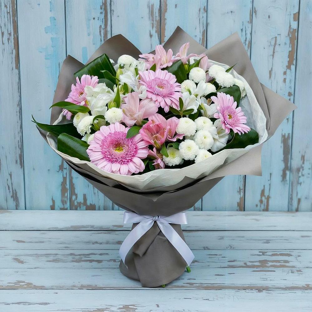 Букет цветов из: Герберы, Альстромерии и Хризантемы в Саянске