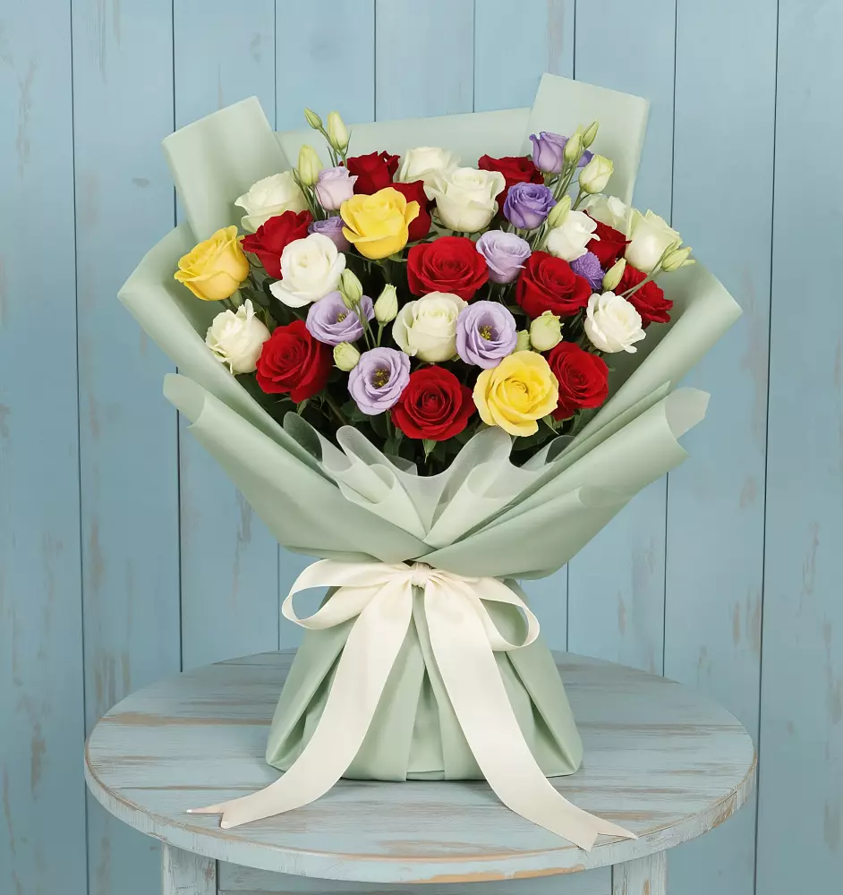 Букет цветов из: Розы в Саянске