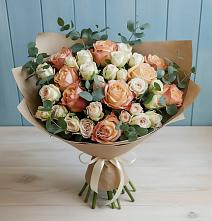 Букет цветов из:  Альстромерии и Розы в Саянске